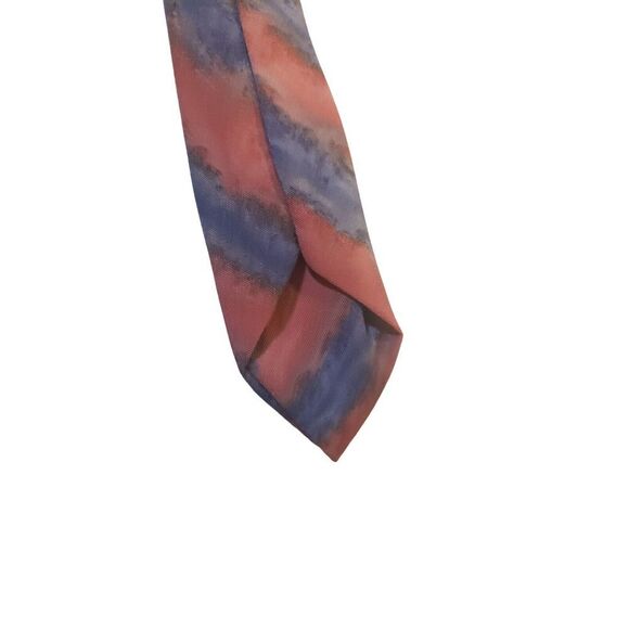 Alessandro Branzini and Uomo Necktie Hand Painted by Ana Maria Mule Designer Tie - Picture 7 of 10